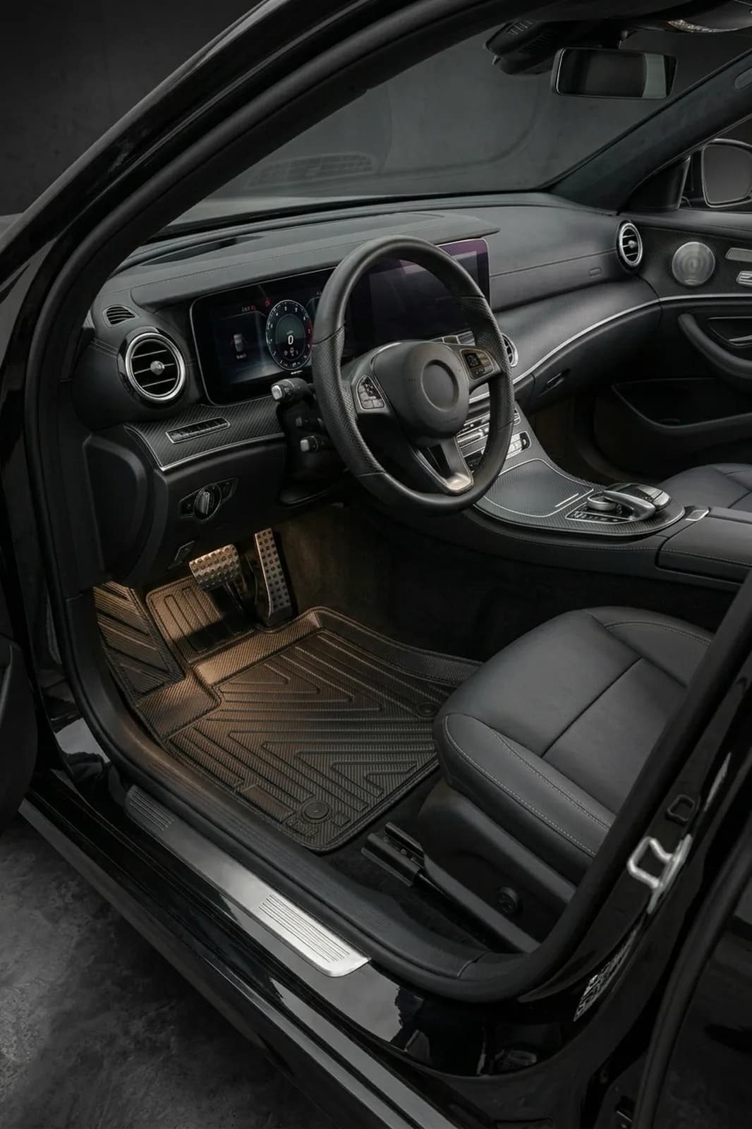BMW 2 Serisi F45 Active Tourer 2014-2020 4D Karbon Paspas — detay görseli 3
